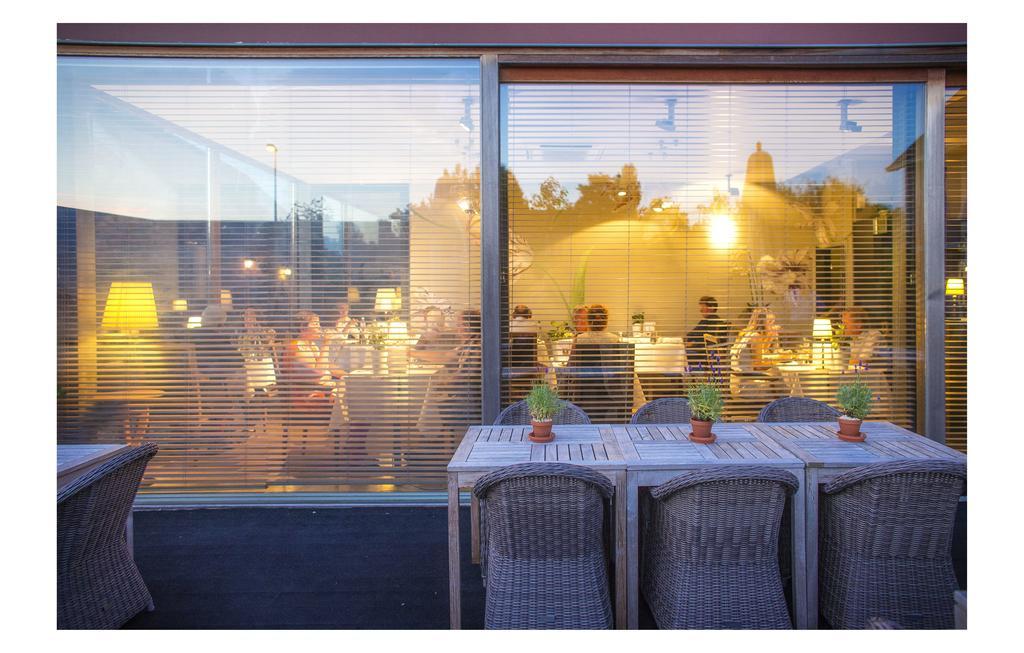 Restaurant Vous Lé Vous Hotel 3*
